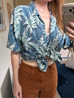 Tommy Bahama 100% Silk Blue Tropical Button Down Shirt